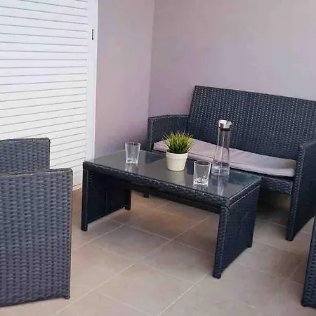 Makar Apartment Makarska