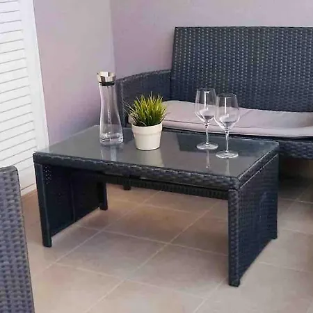 Makar Apartment *